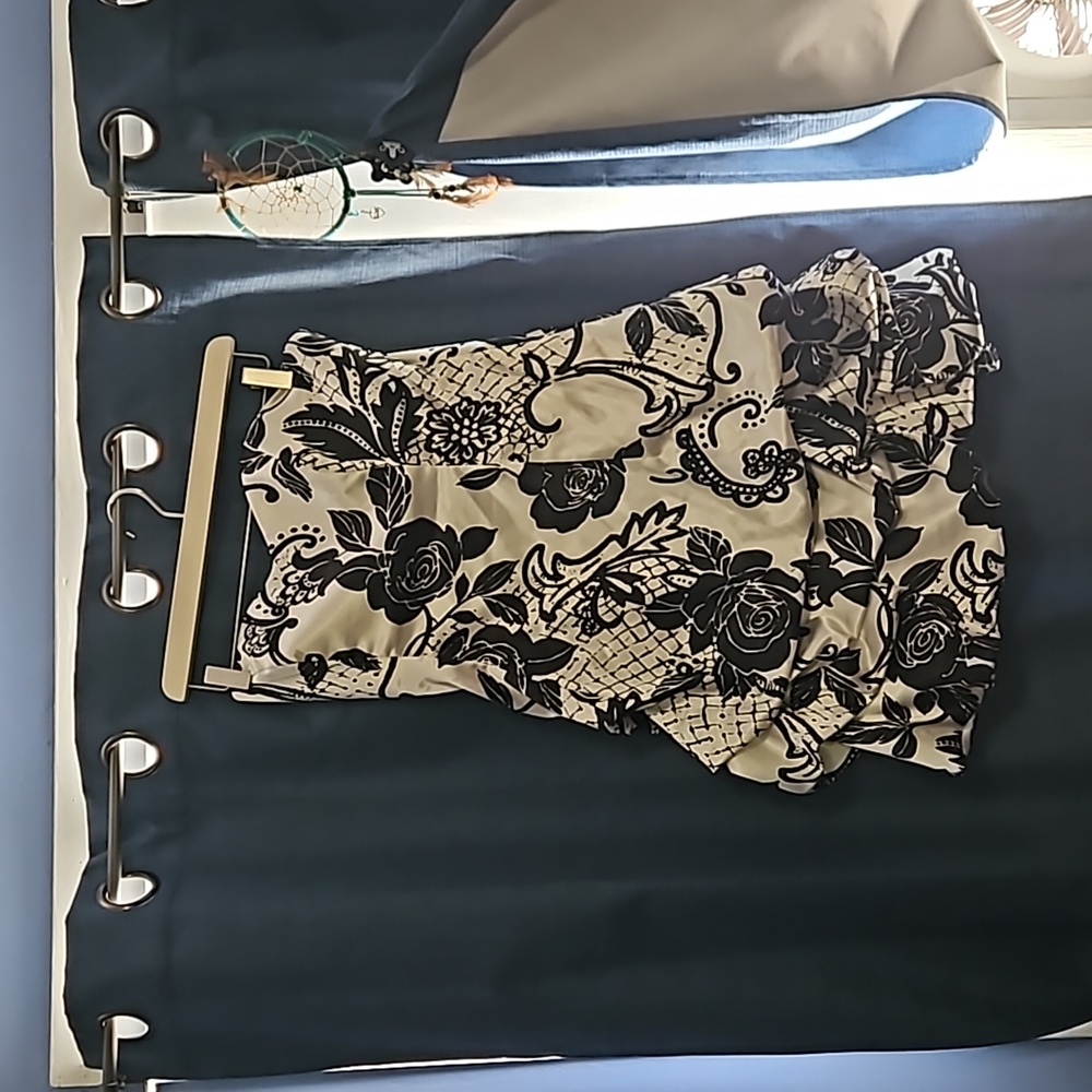 Mini strapless dress